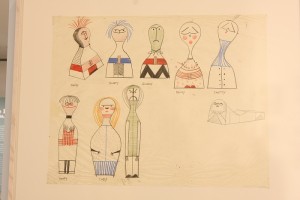 Original Wooden Doll Zeichnungen von Alexander Girard, gesehen in der Ausstellung “Alexander Girard. A Designer’s Universe”, Vitra Design Museum