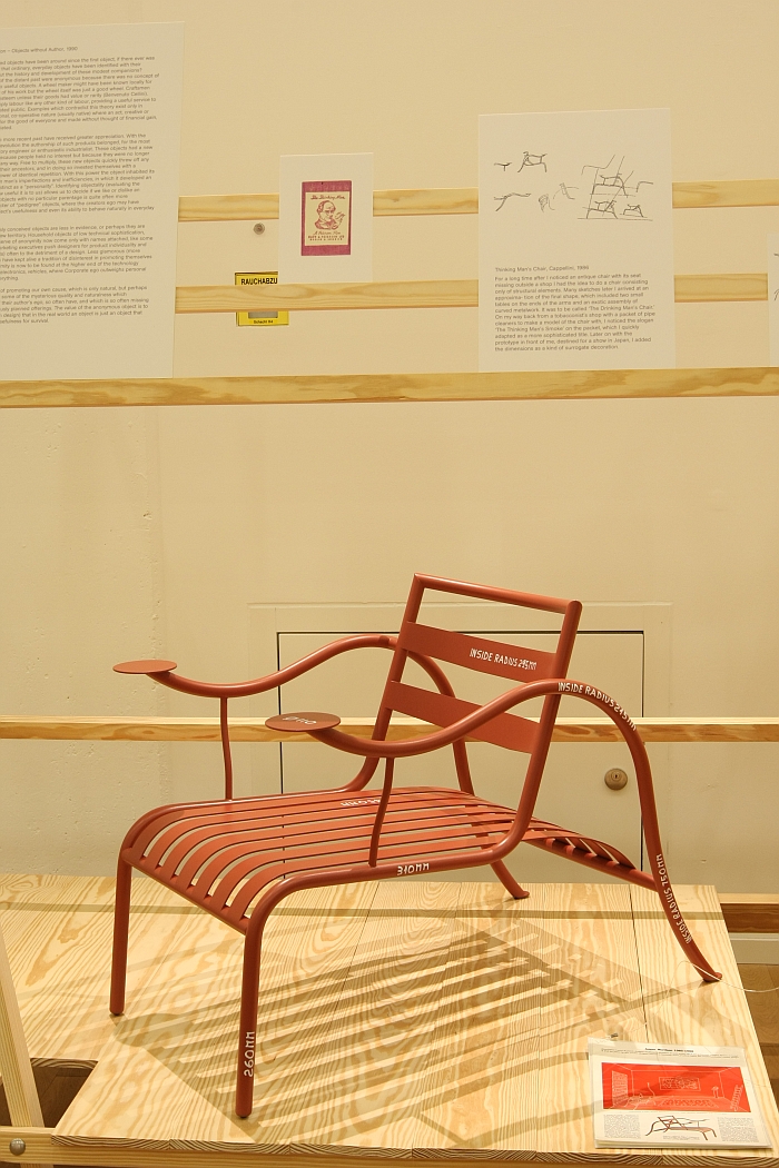 Thinking Mans Chair von Jasper Morrison @ Thingness, Museum für Gestaltung Zürich
