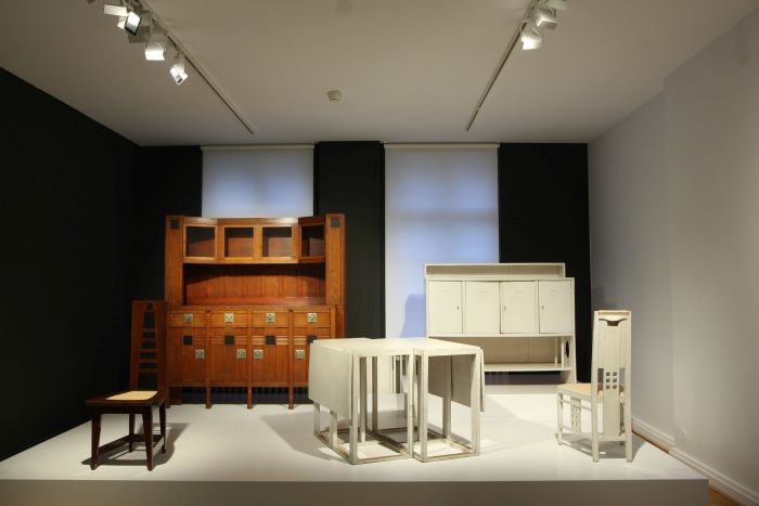 Works by Peter Behrens (l) & Alfred Grenander (r), as seen at From Arts and Crafts to the Bauhaus. Art and Design - A New Unity, The Bröhan Museum Berlin