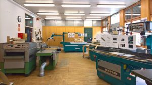 Werkstatt, gesehen bei Schulen für Holz und Gestaltung Garmisch-Partenkirchen 2019 Sommerausstellung.