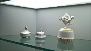 Drei Gefäße von Lorenz Hutschenreuther, Selb, gesehen bei Spitzen des Art déco, Grassi Museum für Angewandte Kunst, Leipzig