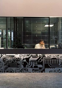 Bachmann electronic GmbH, Feldkirch. Im Hintergrund: Wand in USM Haller Design