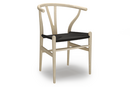 CH24 Wishbone Chair, Esche Weißöl, Geflecht schwarz