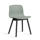 About A Chair AAC 12, Fall green 2.0, Eiche schwarz lackiert