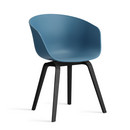 About A Chair AAC 22, Azure blue 2.0, Eiche schwarz lackiert