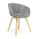 About A Chair AAC 22, Concrete grey, Eiche geseift