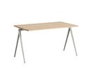 Pyramid Table 01, L 140 x B 75 x H 74 cm, Eiche matt lackiert, Stahl pulverbeschichtet beige