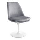 Saarinen Tulip Stuhl, nicht drehbar, gepolsterte Innenschale und Sitzkissen, weiß, Silber (Eva 139)