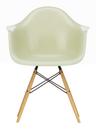 Eames Fiberglass Armchair DAW, Eames parchment, Esche honigfarben