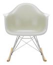 Eames Fiberglass Armchair RAR, Eames parchment, Verchromt, Ahorn gelblich