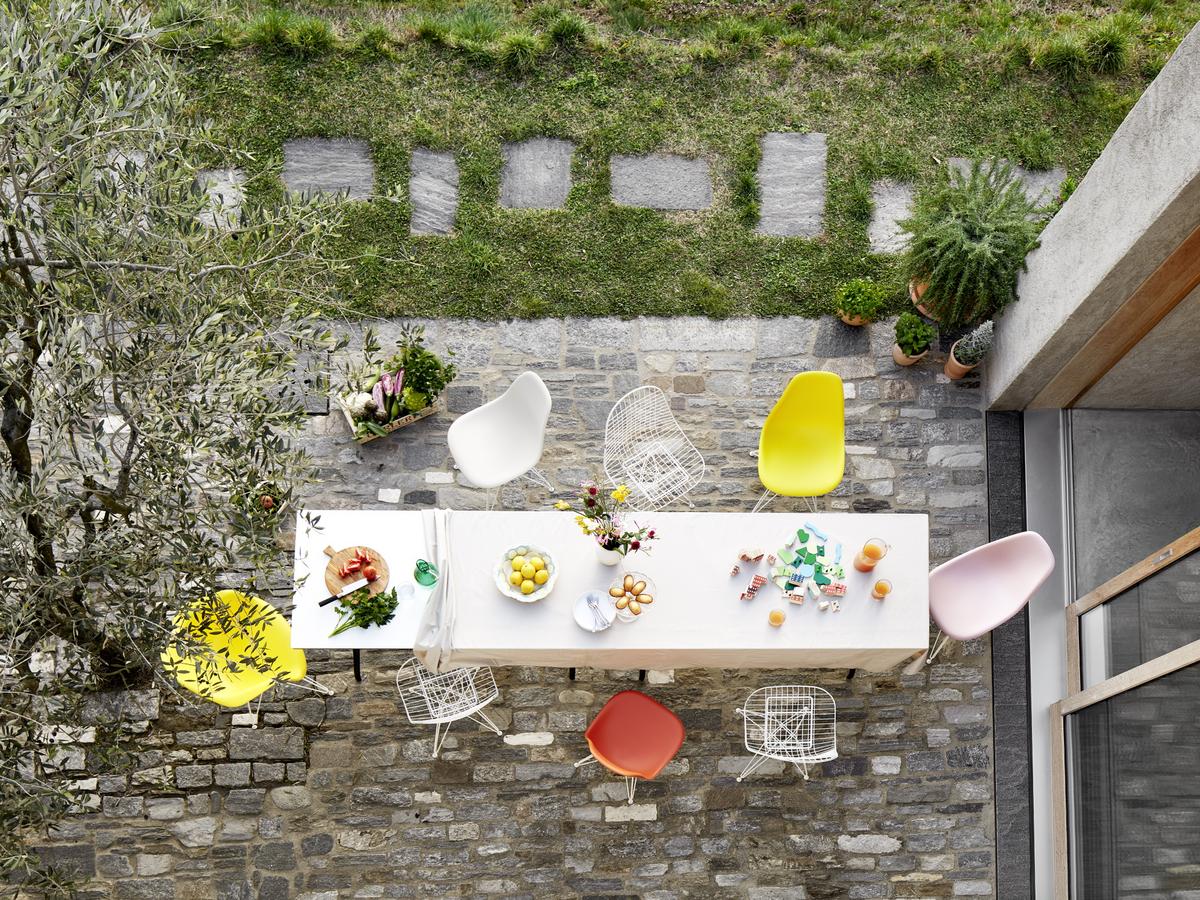 Eames Shell Chairs With Recycled Plastic >>FUTUREVVORLD