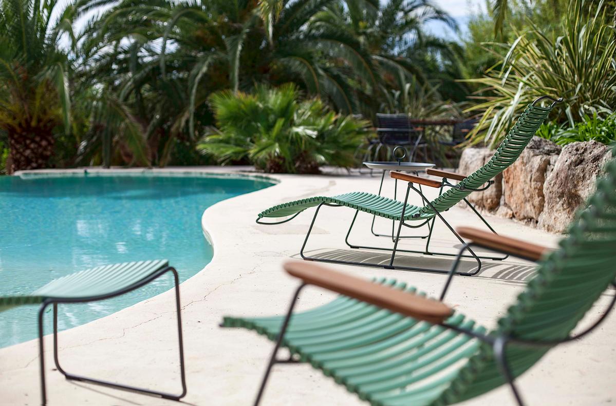 Balcony sun outlet lounger
