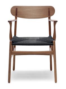 CH26 Dining Chair Nussbaum klar lackiert|Schwarz