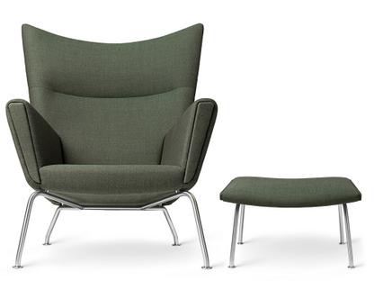 CH445 Wing Chair Passion - grün|Mit Fußhocker