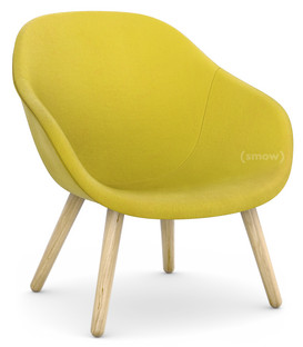 About A Lounge Chair Low AAL 82 Hallingdal 420 - gelb|Eiche lackiert|Ohne Sitzkissen