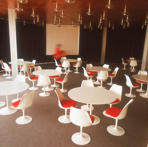 Knoll International Saarinen Round Dining Table By Eero Saarinen 1955 1957 Designer Furniture By Smow Com