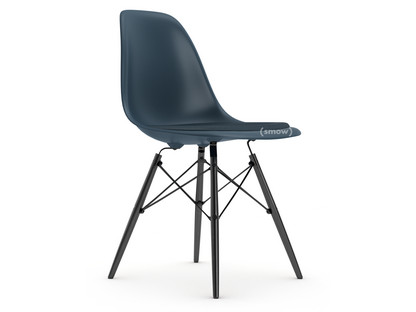 Eames Plastic Side Chair RE DSW Meerblau|Mit Sitzpolster|Meerblau / dunkelgrau|Standardhöhe - 43 cm|Ahorn schwarz