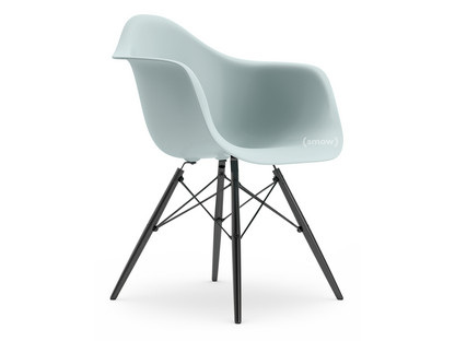 Eames Plastic Armchair RE DAW Eisgrau|Ohne Polsterung|Ohne Polsterung|Standardhöhe - 43 cm|Ahorn schwarz