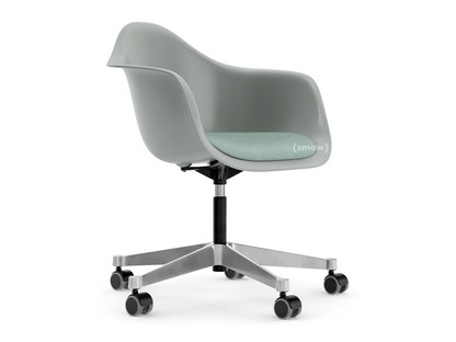 Eames Plastic Armchair RE PACC Hellgrau RE|Mit Sitzpolster|Eisblau / elfenbein