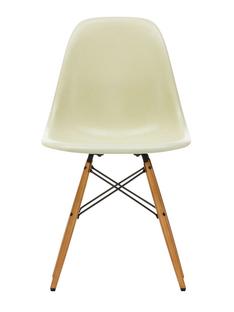 Eames Fiberglass Chair DSW 