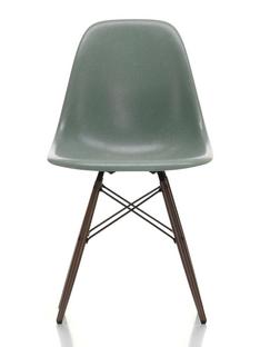 Eames Fiberglass Chair DSW Eames sea foam green|Ahorn dunkel