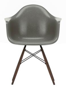 Eames Fiberglass Armchair DAW Eames raw umber|Ahorn dunkel