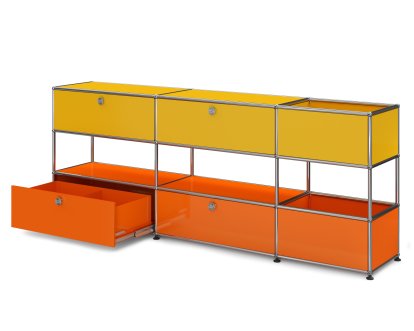 USM Haller Kinder Sideboard L mit Aufbewahrungsboxen, Zweifarbig, Goldgelb RAL 6003 - Reinorange RAL 2004 , Mit Klappe und Auszug (inkl. Einlegerahmen)