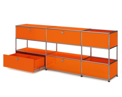 USM Haller Kinder Sideboard L mit Aufbewahrungsboxen, Einfarbig, Reinorange RAL 2004, Mit Klappe und Auszug (inkl. Einlegerahmen)