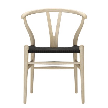 CH24 Wishbone Chair, Esche Weißöl, Geflecht schwarz