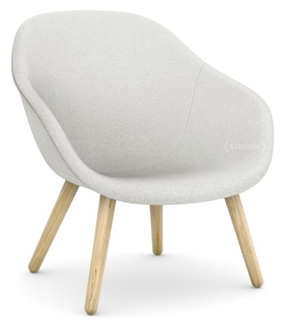 About A Lounge Chair Low AAL 82, Divina Melange 120 - hellgrau, Eiche lackiert, Ohne Sitzkissen